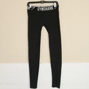 Gymshark Womens Size Large L Seamless Knit Cropped Low Rise Leggings Black logo